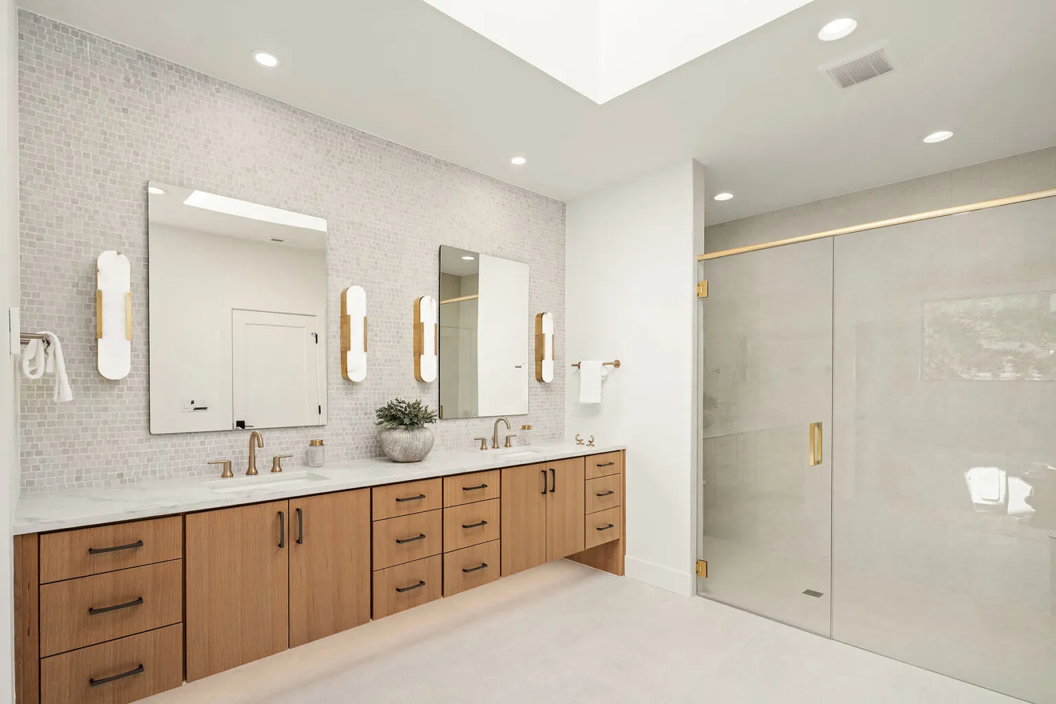 12211 NE 134th St_Kirkland_WA_Azori