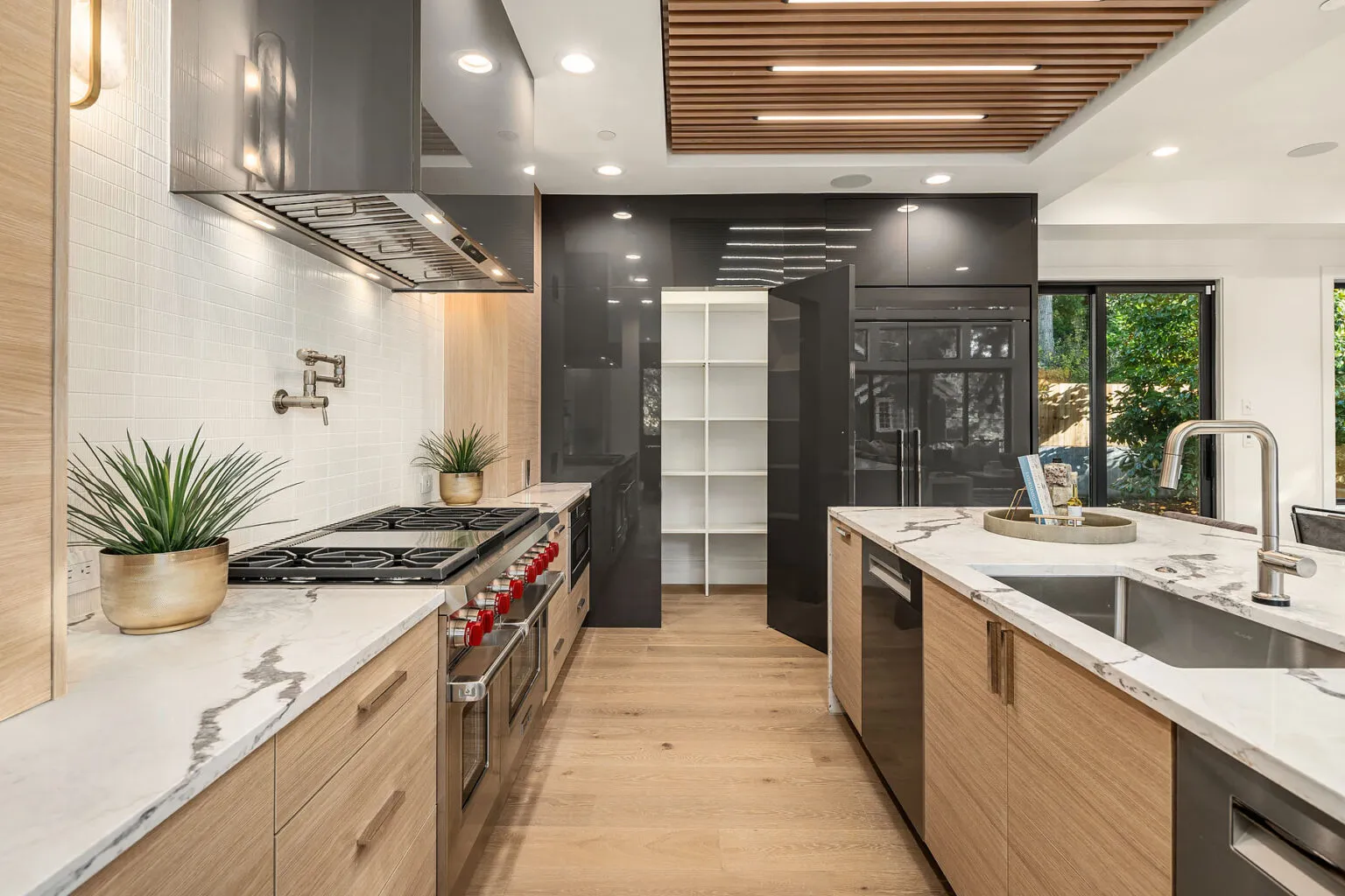 30 Enatai Dr_Bellevue_WA_Azori