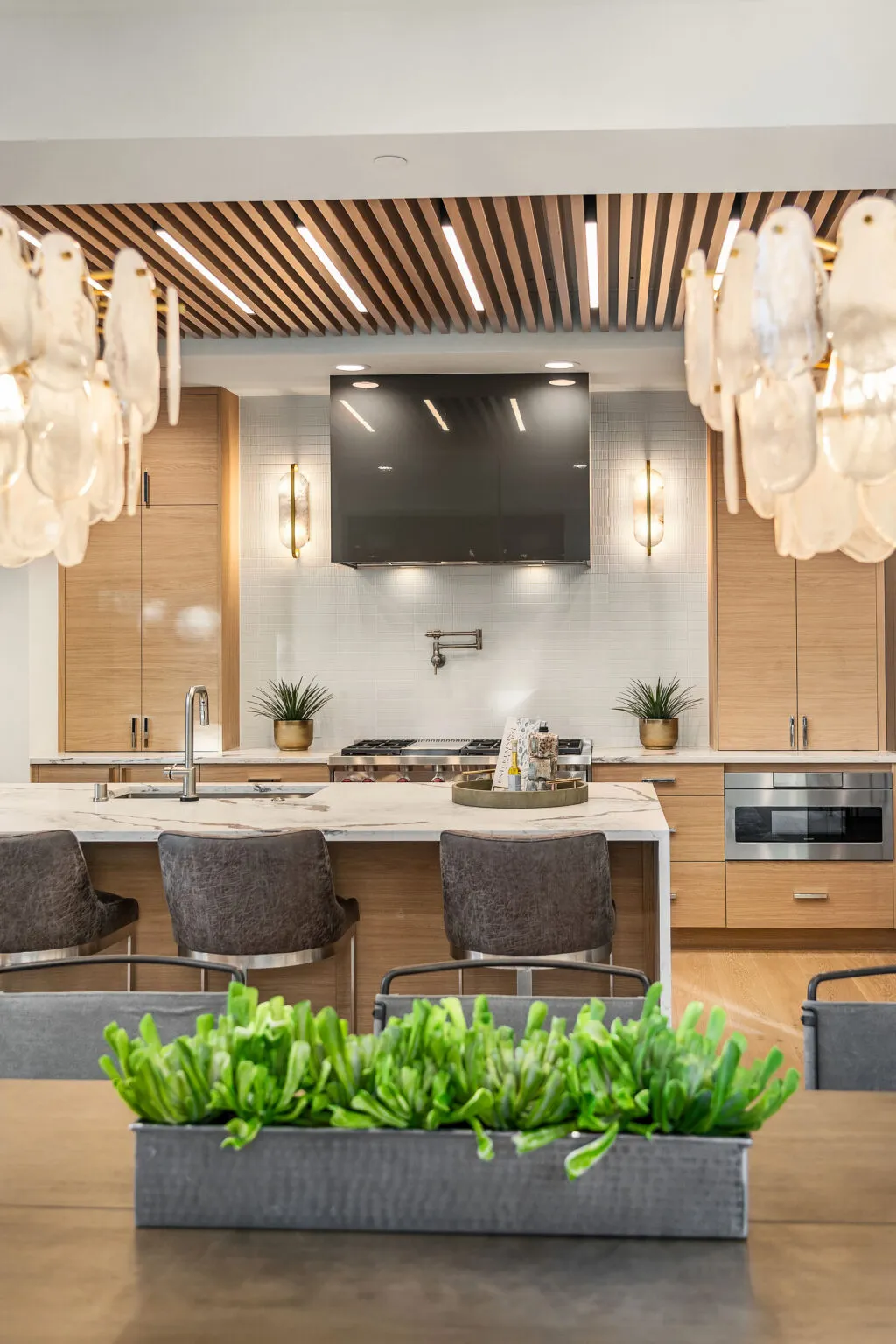 30 Enatai Dr_Bellevue_WA_Azori