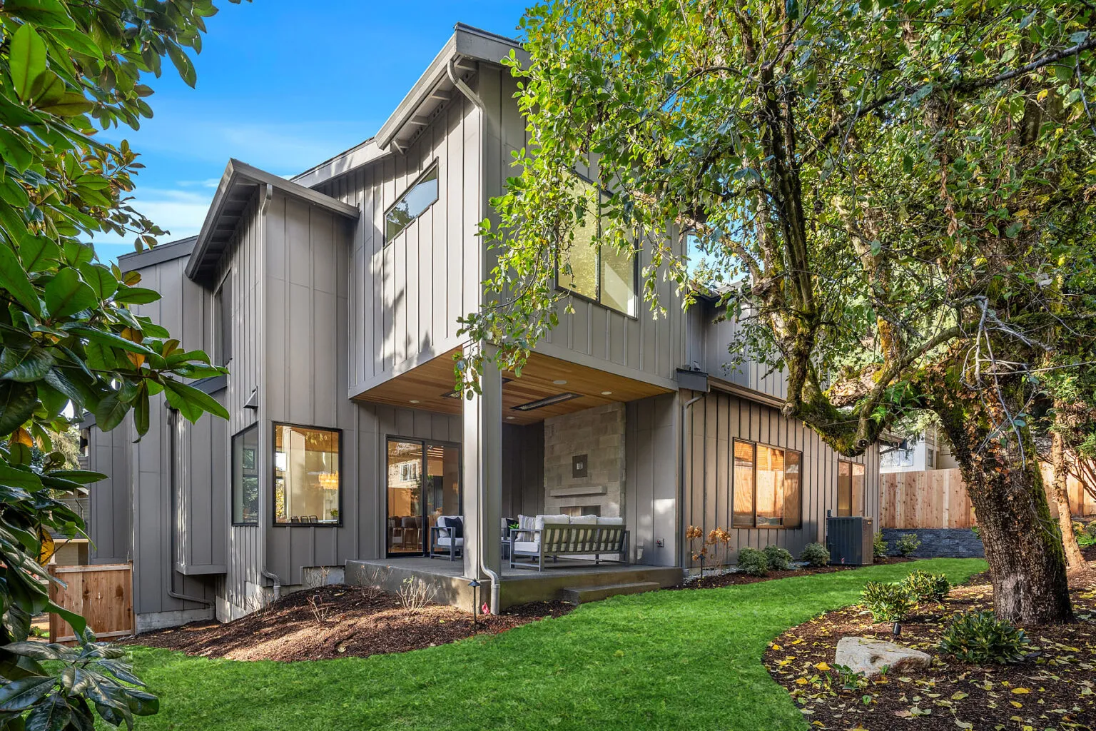 30 Enatai Dr_Bellevue_WA_Azori