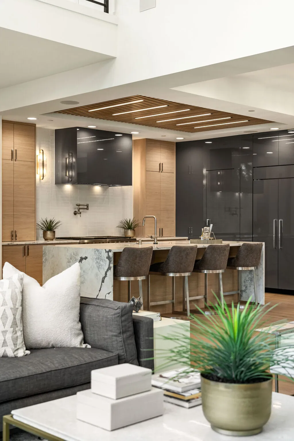 30 Enatai Dr_Bellevue_WA_Azori
