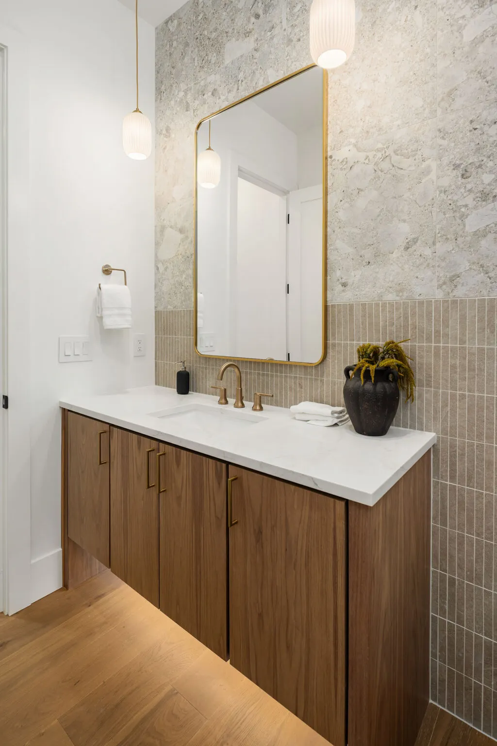 12821 NE 102nd Pl_Kirkland_WA_Azori