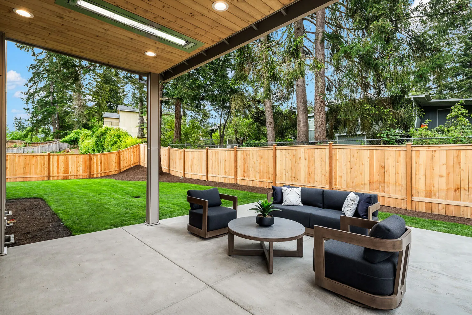 16026 Main St_Bellevue_WA_Azori