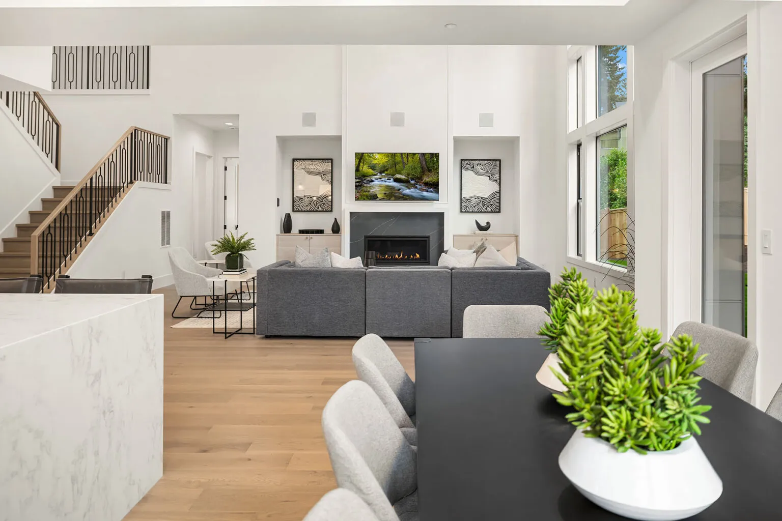 16026 Main St_Bellevue_WA_Azori