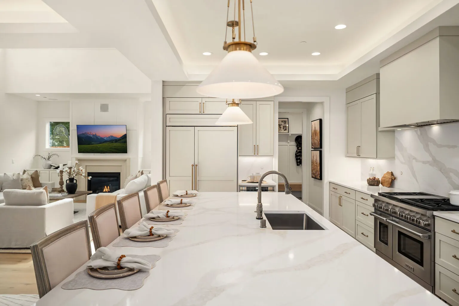 2104 166th PL NE_Bellevue_WA_Azori
