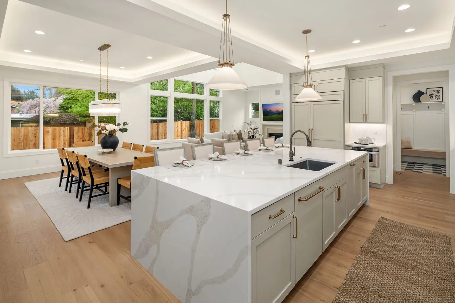 2104 166th PL NE_Bellevue_WA_Azori