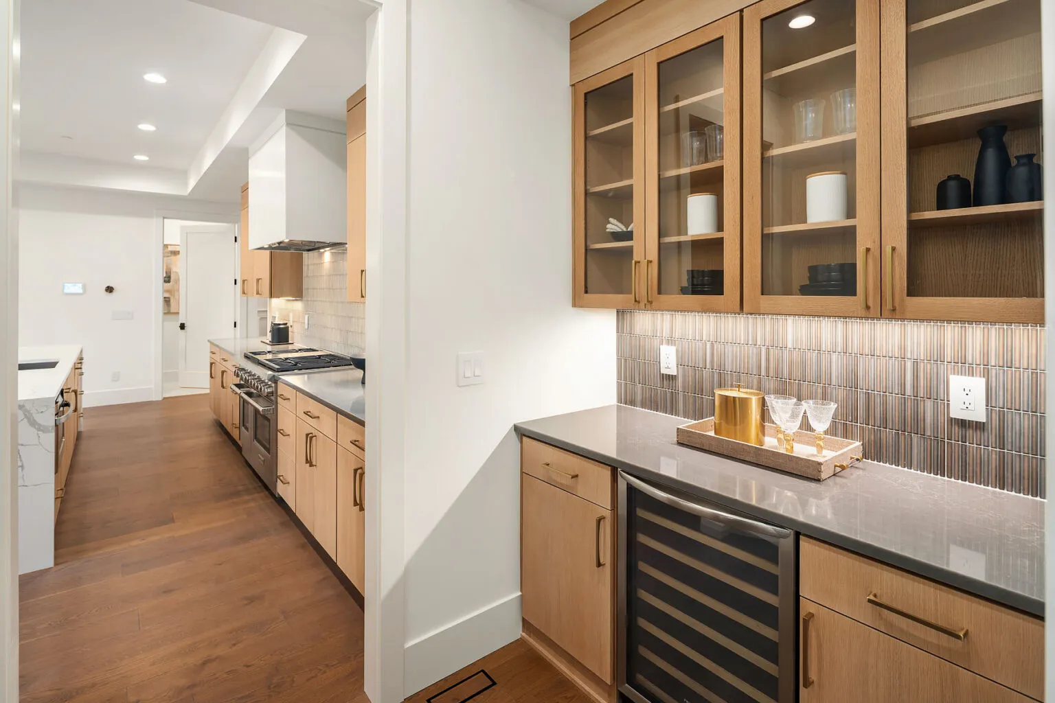 16601 SE 27th St_Bellevue_WA_Azori
