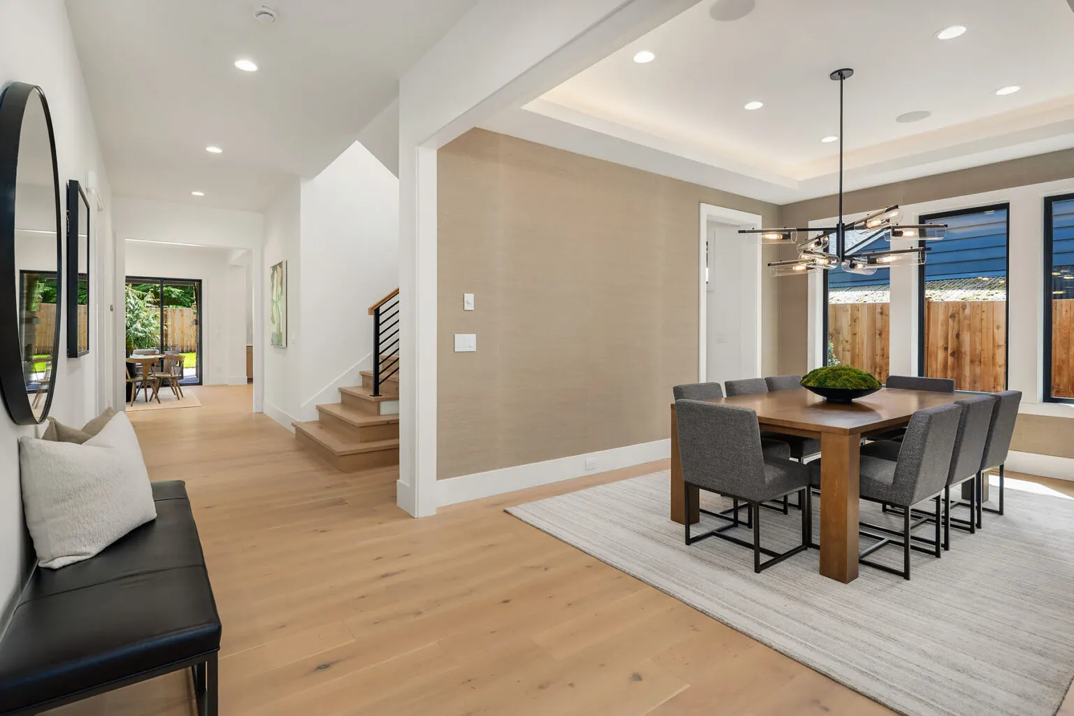 8016 Fairway Dr NE_Seattle_Azori