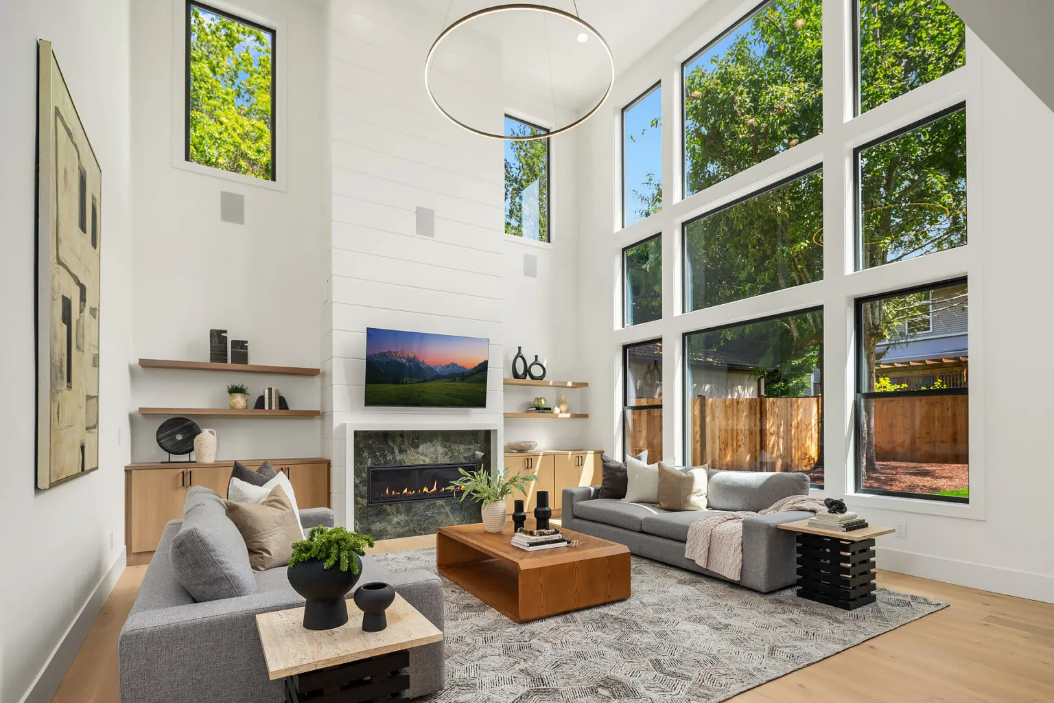 8016 Fairway Dr NE_Seattle_Azori