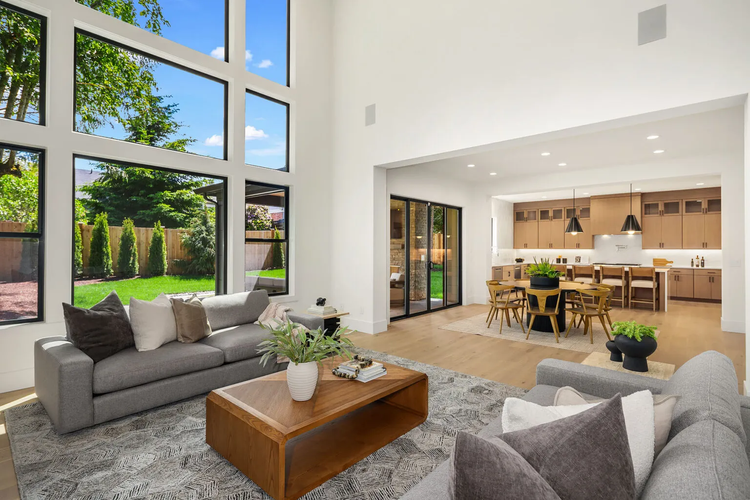 8016 Fairway Dr NE_Seattle_Azori