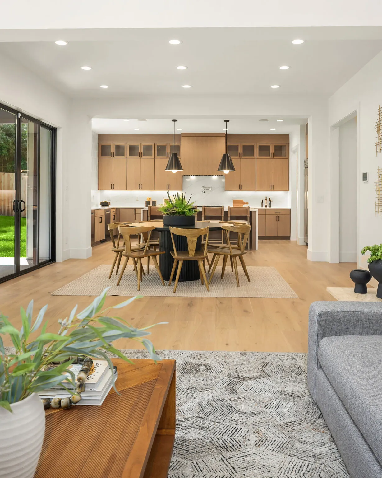 8016 Fairway Dr NE_Seattle_Azori