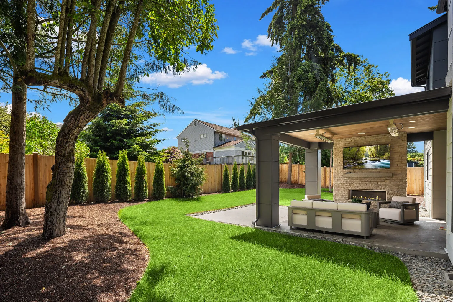 8016 Fairway Dr NE_Seattle_Azori