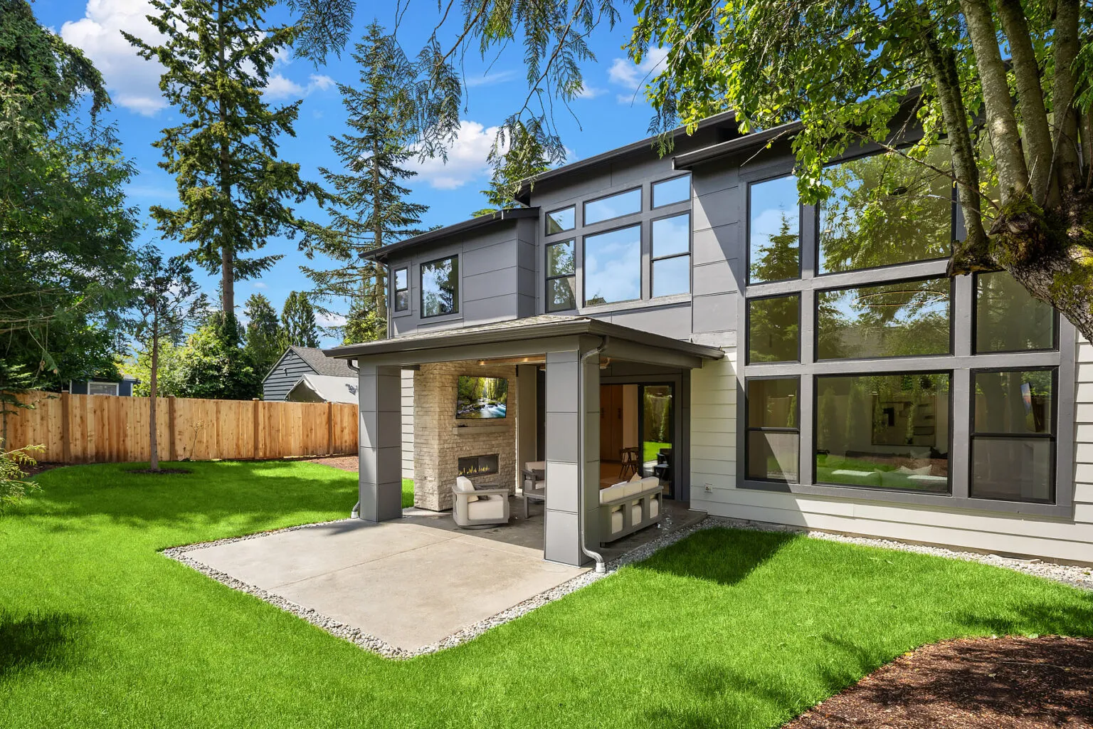 8016 Fairway Dr NE_Seattle_Azori