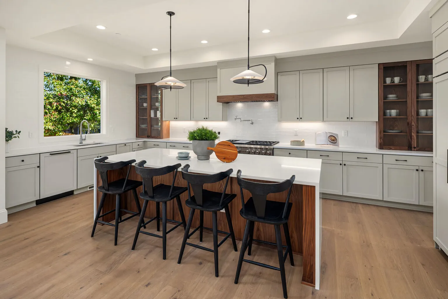 550 166th Ave NE_Bellevue_WA_Azori