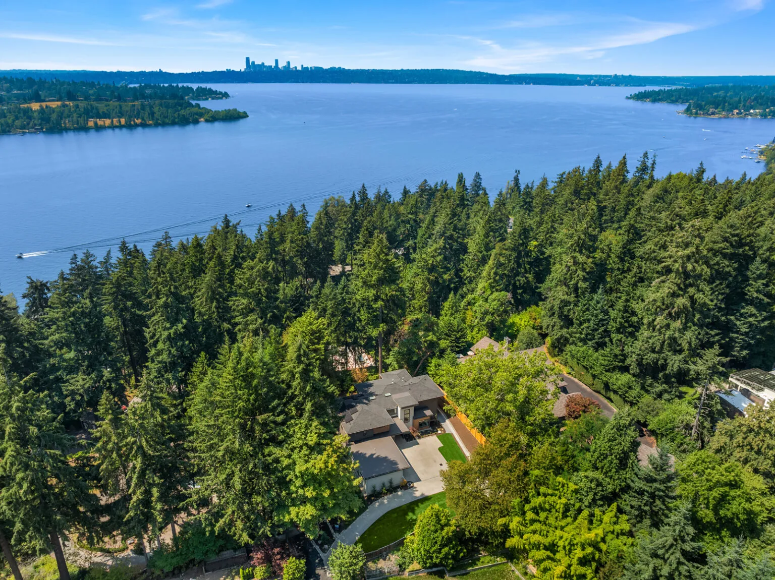 2009 102nd Pl SE, Bellevue, WA 98004_Azori