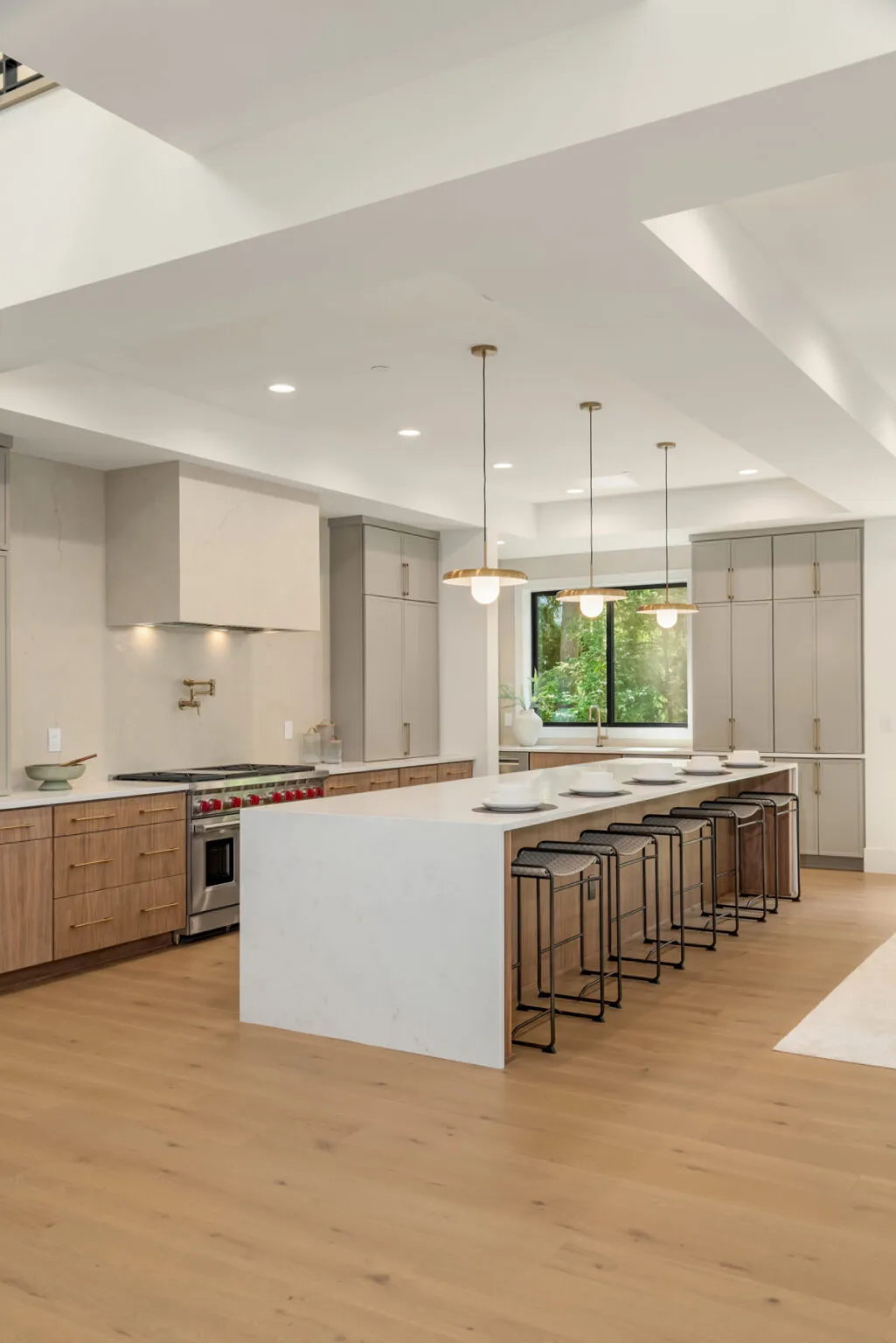 2009 102nd Pl SE, Bellevue, WA 98004_Azori