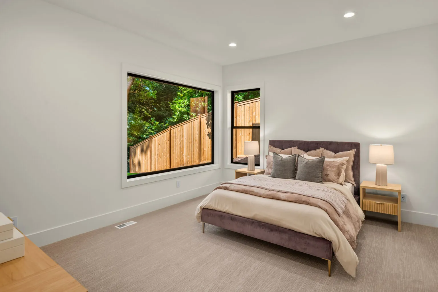 2009 102nd Pl SE, Bellevue, WA 98004_Azori