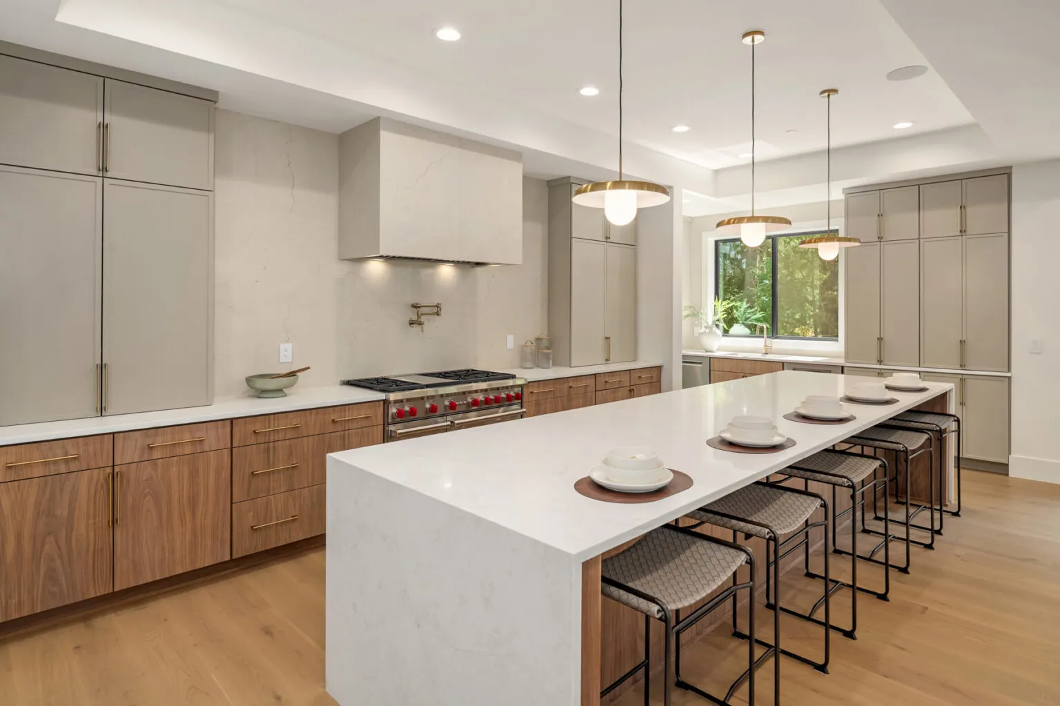 577 2009 102nd Pl SE Bellevue WA 98004 Azori 7