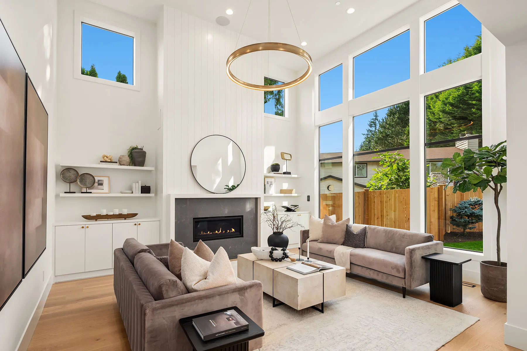 Azori presents a transitional home at 13216 NE 129th Pl, Kirkland, WA, 98034
