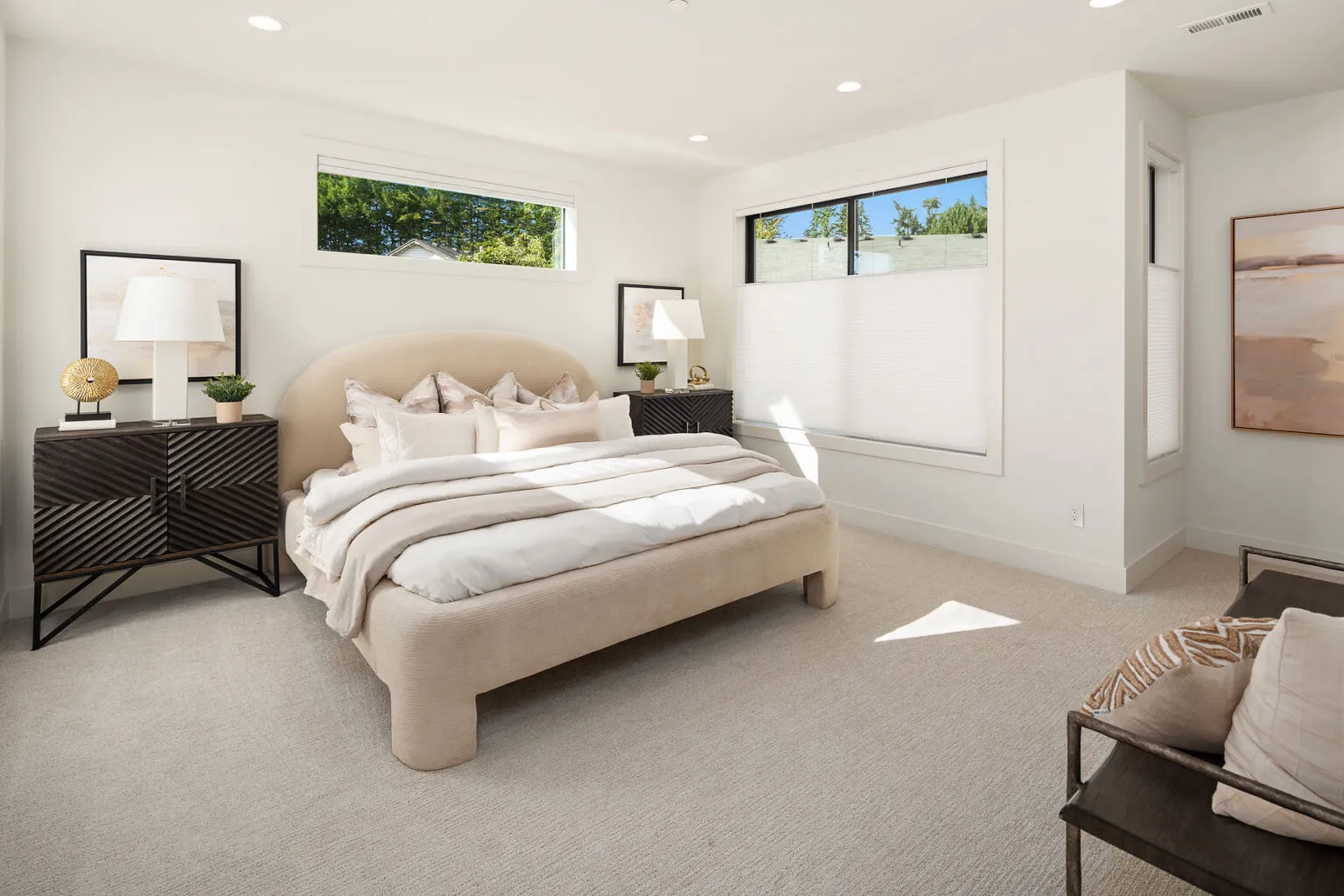 Azori presents a transitional home at 13216 NE 129th Pl, Kirkland, WA, 98034
