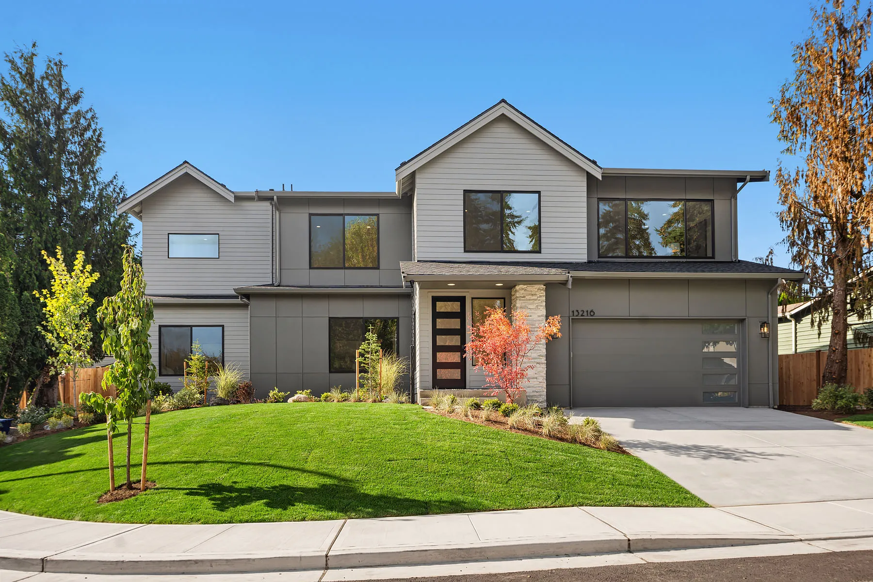 Azori presents a transitional home at 13216 NE 129th Pl, Kirkland, WA, 98034
