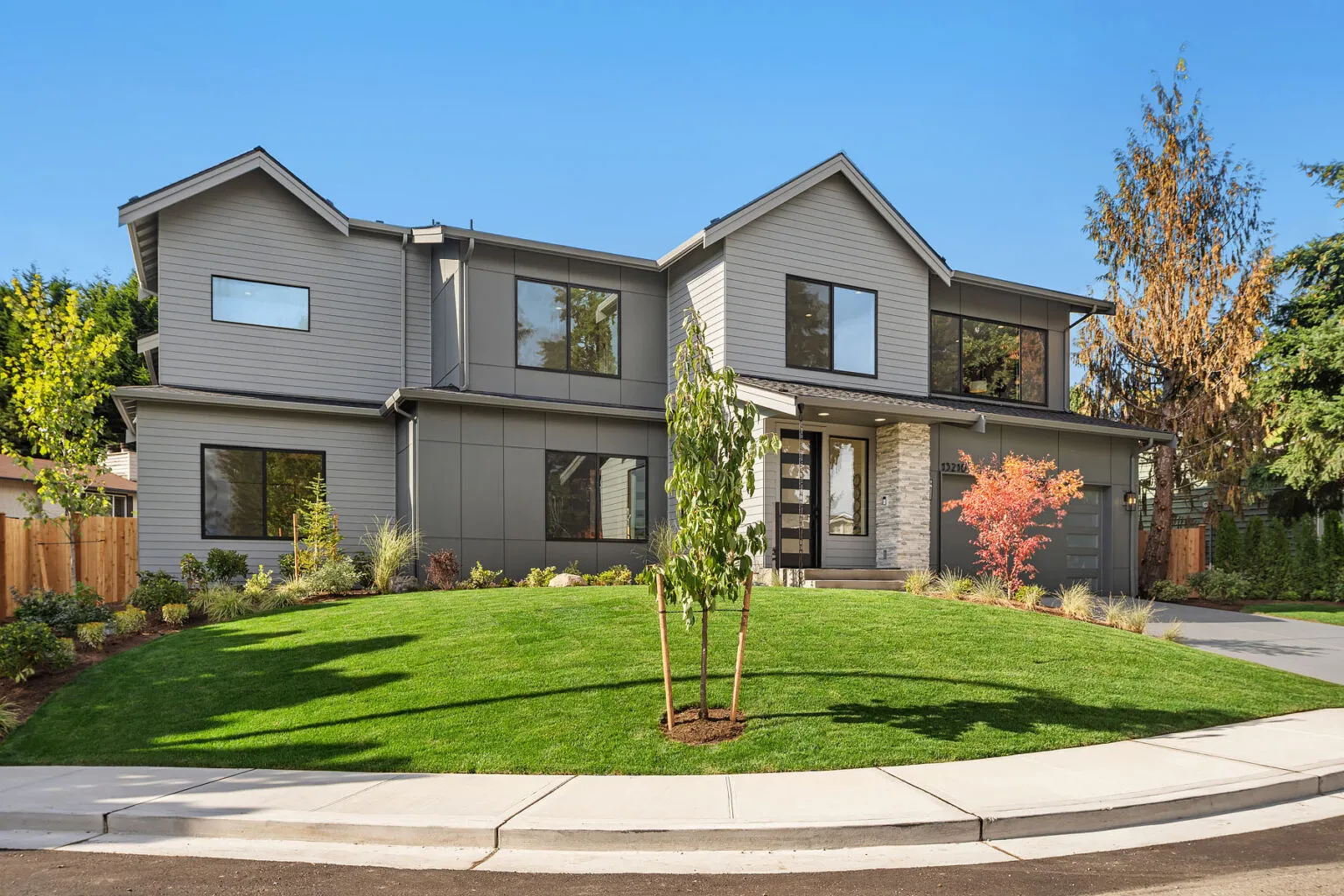 Azori presents a transitional home at 13216 NE 129th Pl, Kirkland, WA, 98034