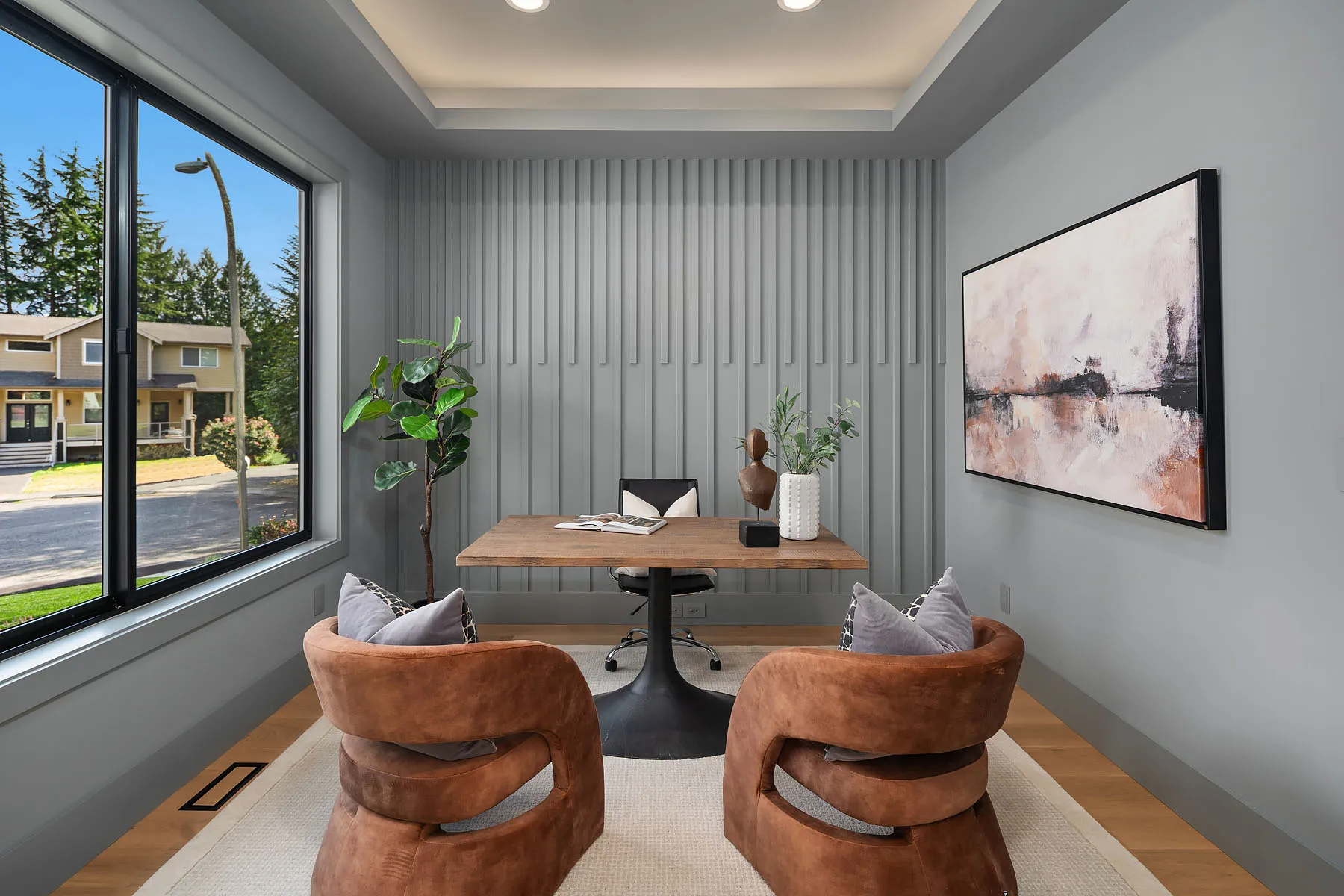 Azori presents a transitional home at 13216 NE 129th Pl, Kirkland, WA, 98034