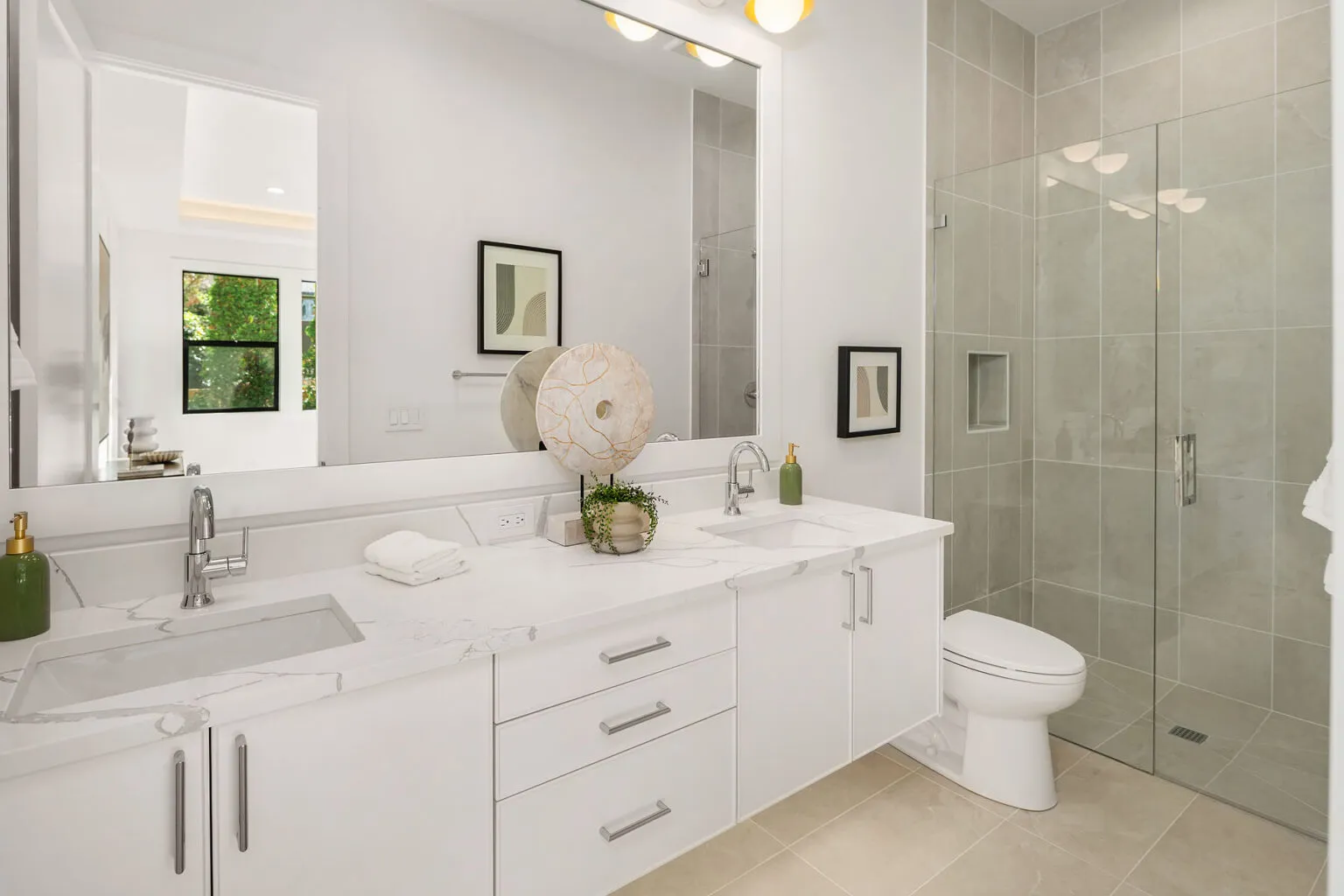 Azori presents a new listing at 12841 NE 108th Pl Kirkland WA 98033