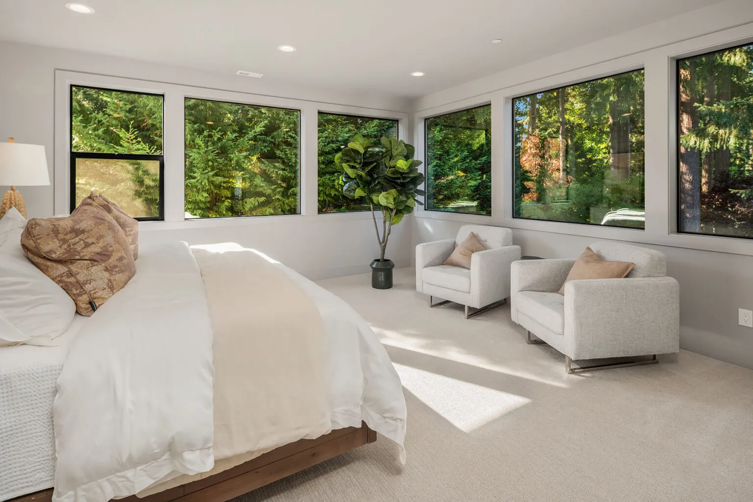 Azori presents a new listing at 12841 NE 108th Pl Kirkland WA 98033
