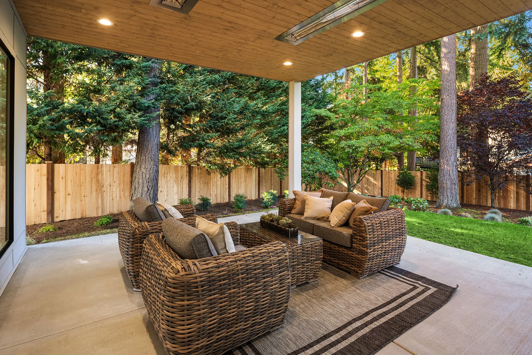 Azori presents a new listing at 12841 NE 108th Pl Kirkland WA 98033