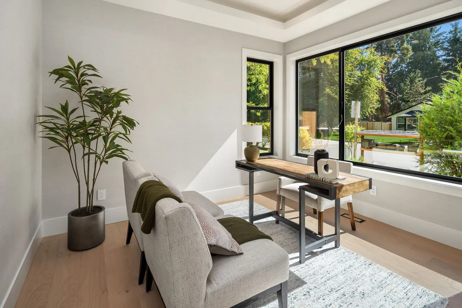 10452 NE 142nd St, Kirkland, WA 98034 by Azori