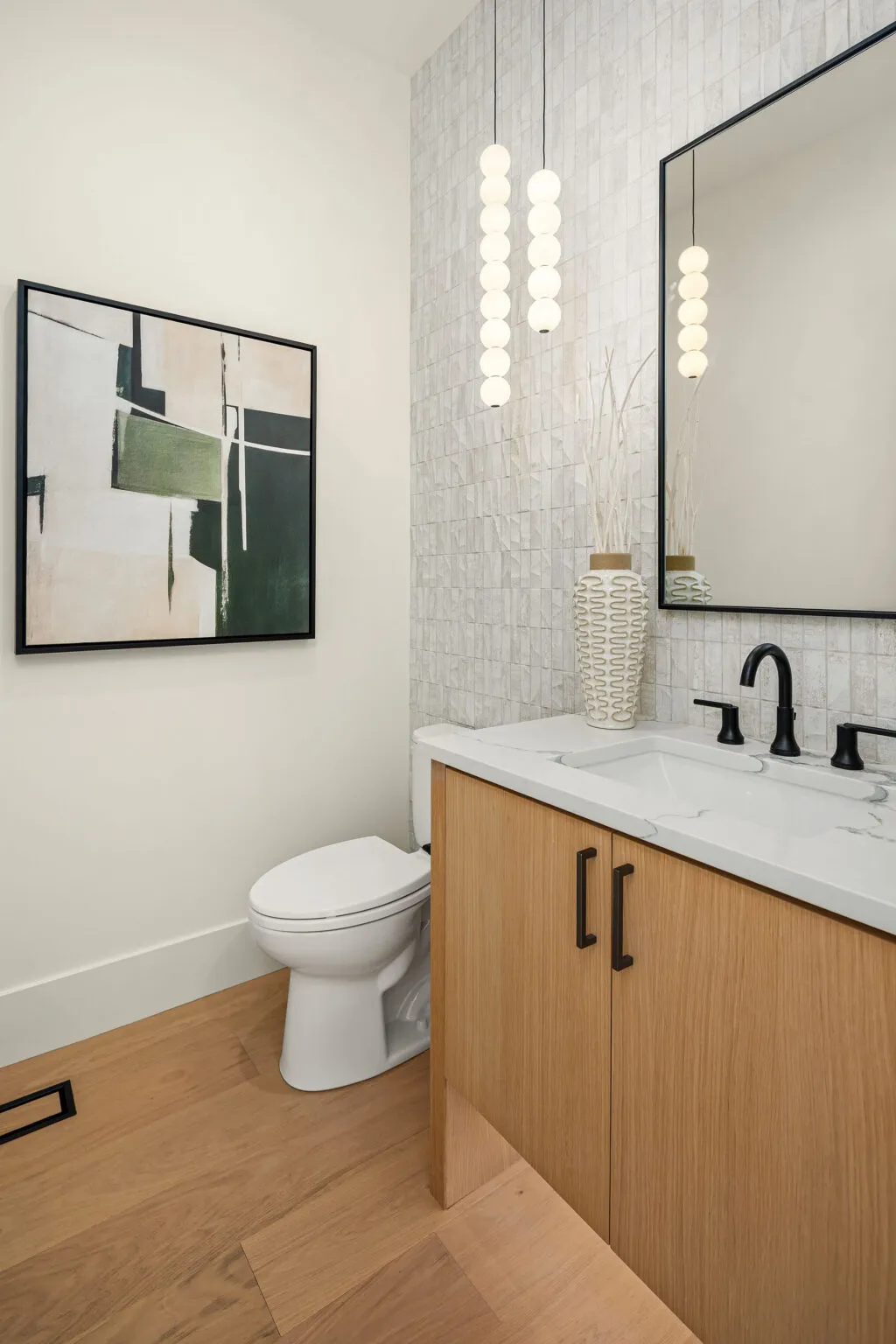 10452 NE 142nd St, Kirkland, WA 98034 by Azori