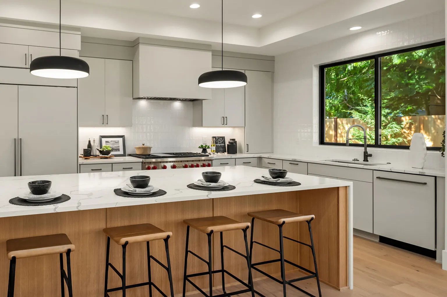 10452 NE 142nd St, Kirkland, WA 98034 by Azori