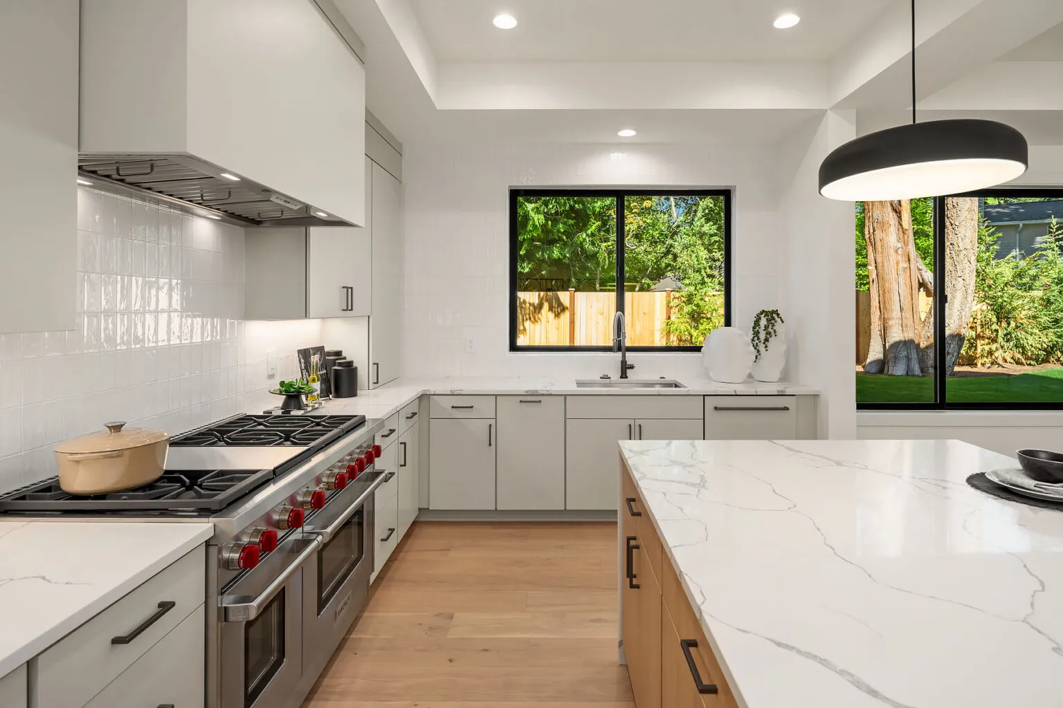 10452 NE 142nd St, Kirkland, WA 98034 by Azori