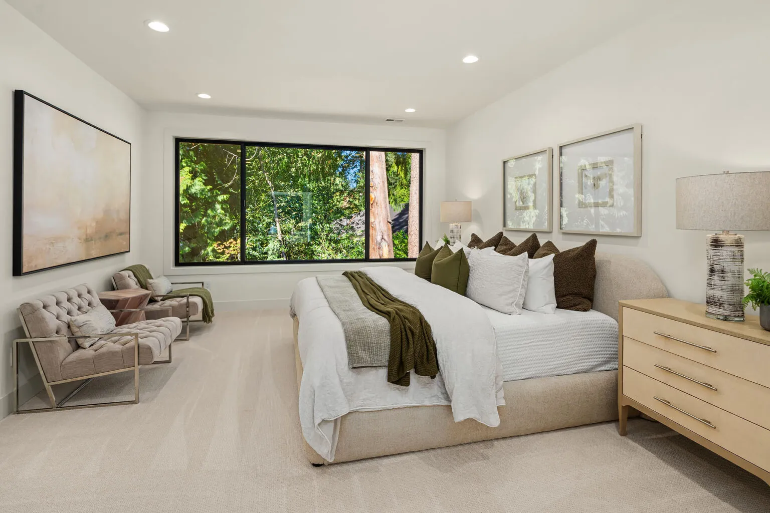 10452 NE 142nd St, Kirkland, WA 98034 by Azori