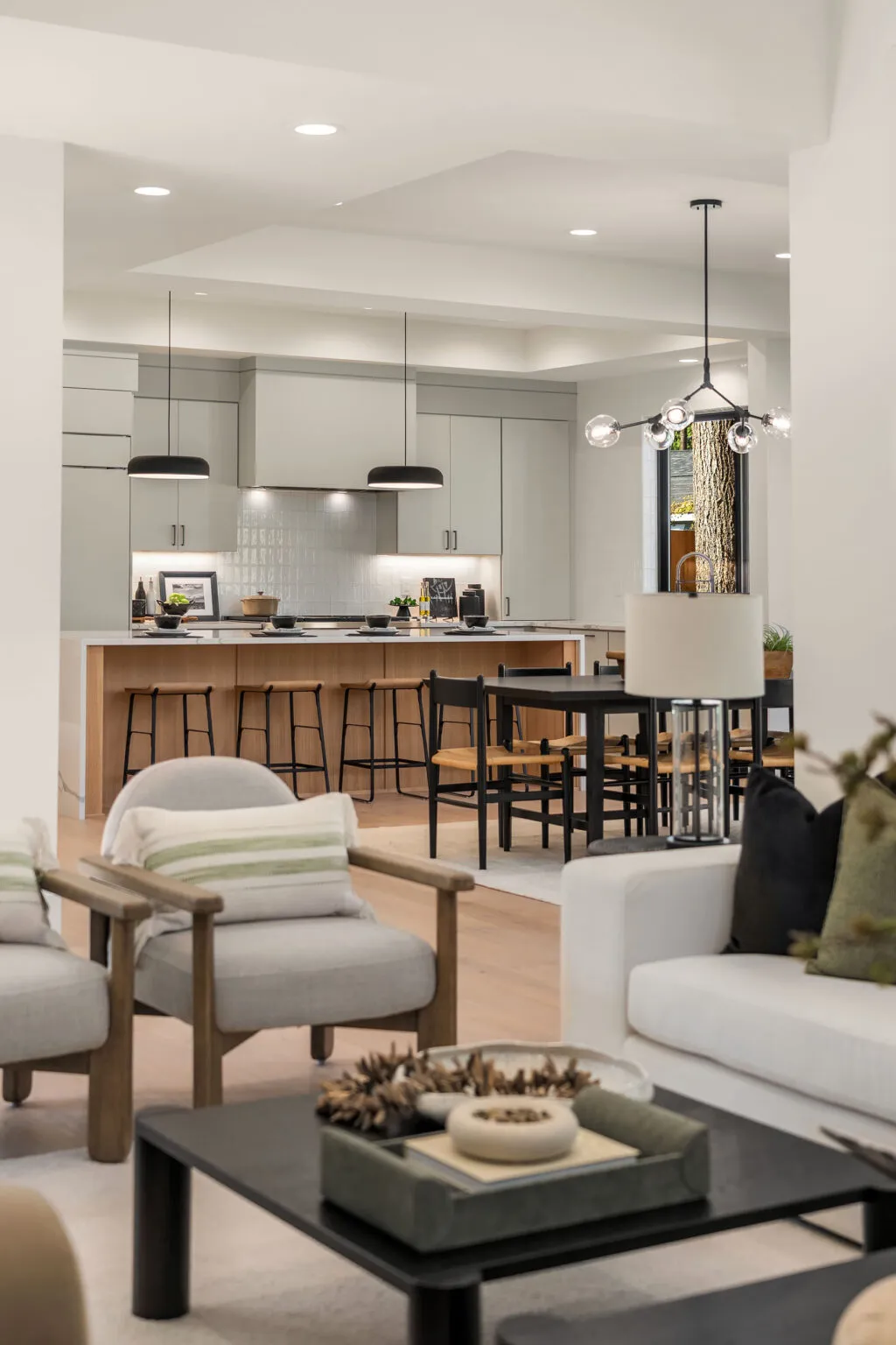 10452 NE 142nd St, Kirkland, WA 98034 by Azori