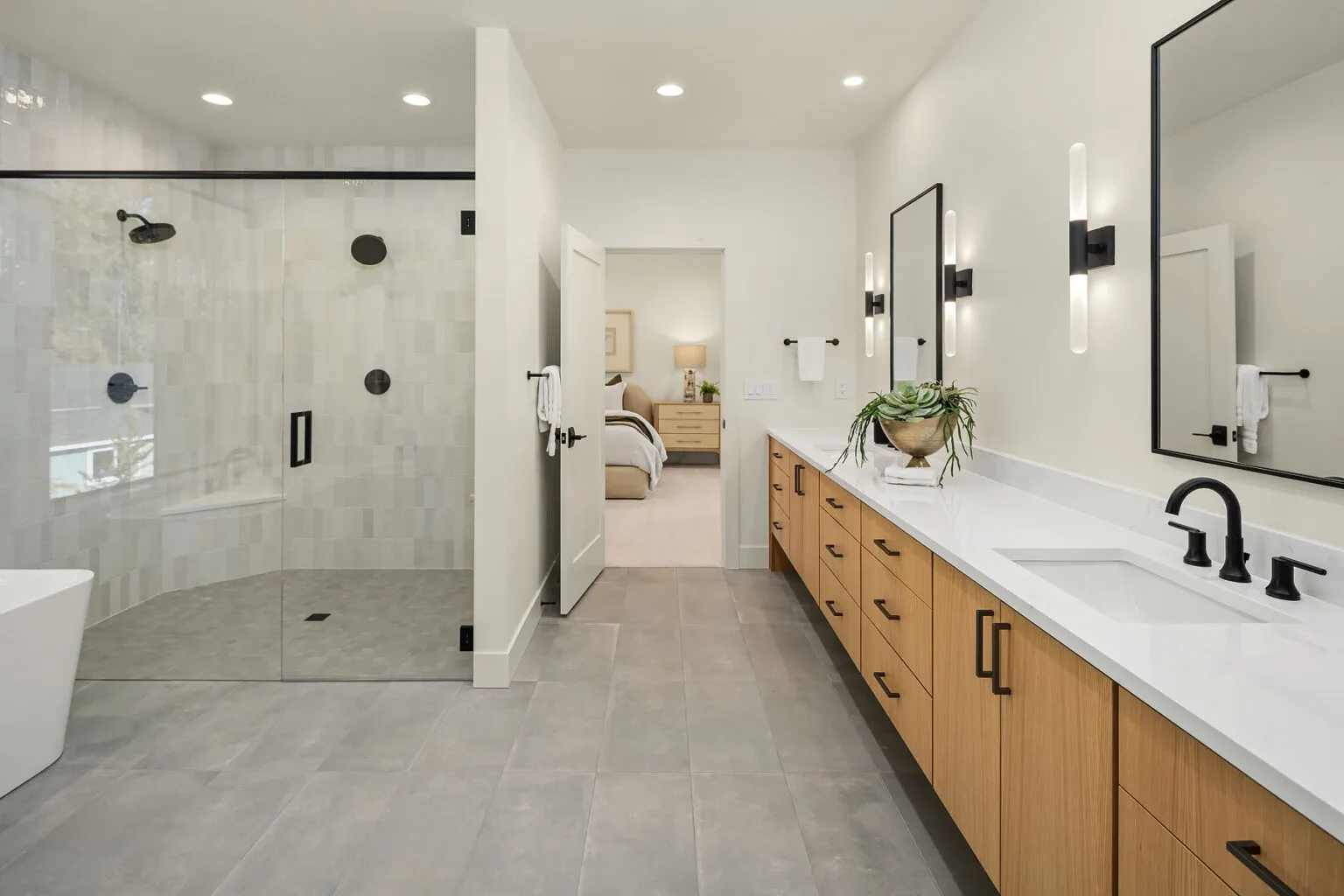 10452 NE 142nd St, Kirkland, WA 98034 by Azori